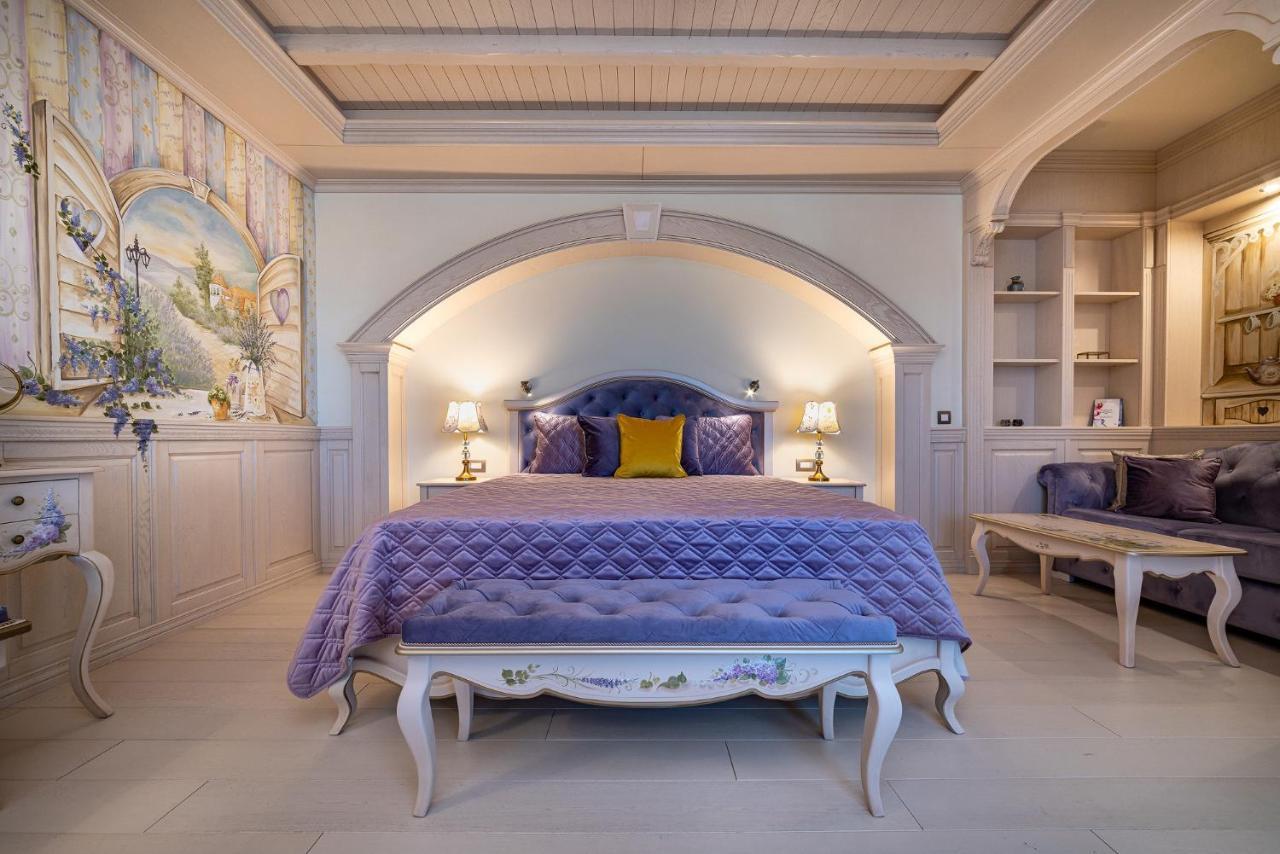 Casa Timis - Wellness & Spa Resort Chitorani Экстерьер фото Suite